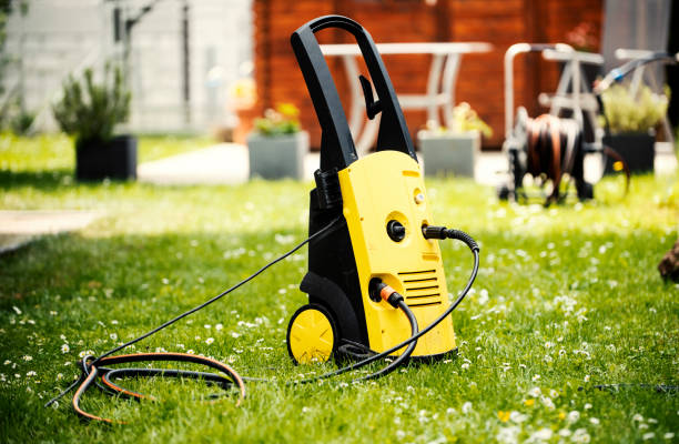 Best Pool Deck Cleaning in Covington, VA